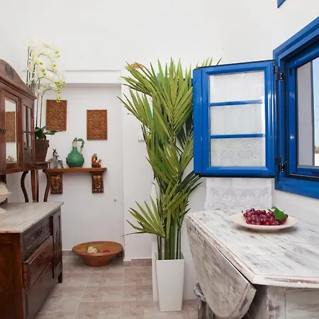 Nikolakis Traditional House In The Village. Kamari (Santorini)